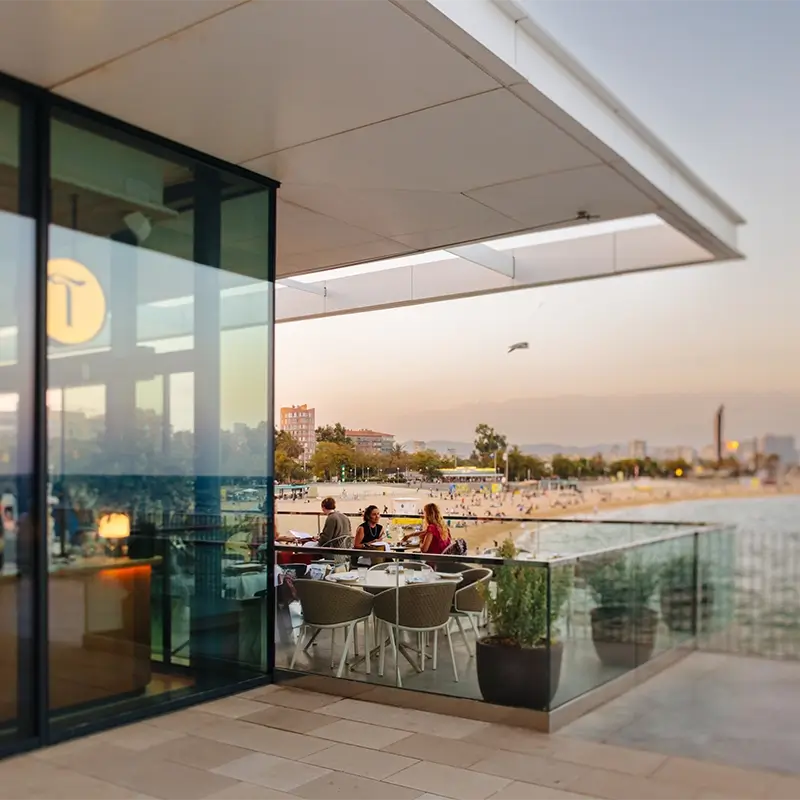 Blue Building gallery | Restaurantes